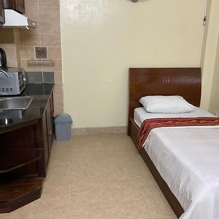 Hotel Khach San Minh Chau - Hoa Hung Thành Pho Ho Chí Minh Esterno foto