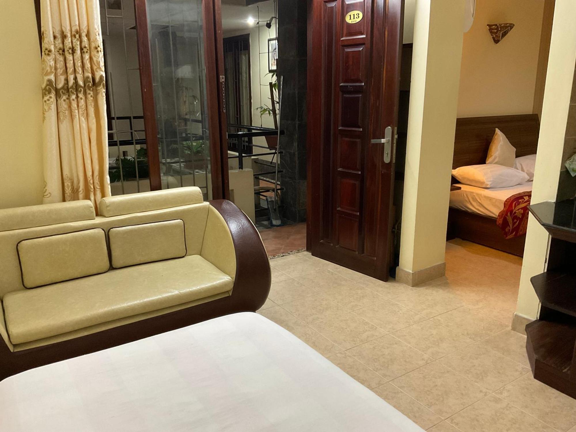 Hotel Khach San Minh Chau - Hoa Hung Thành Pho Ho Chí Minh Esterno foto