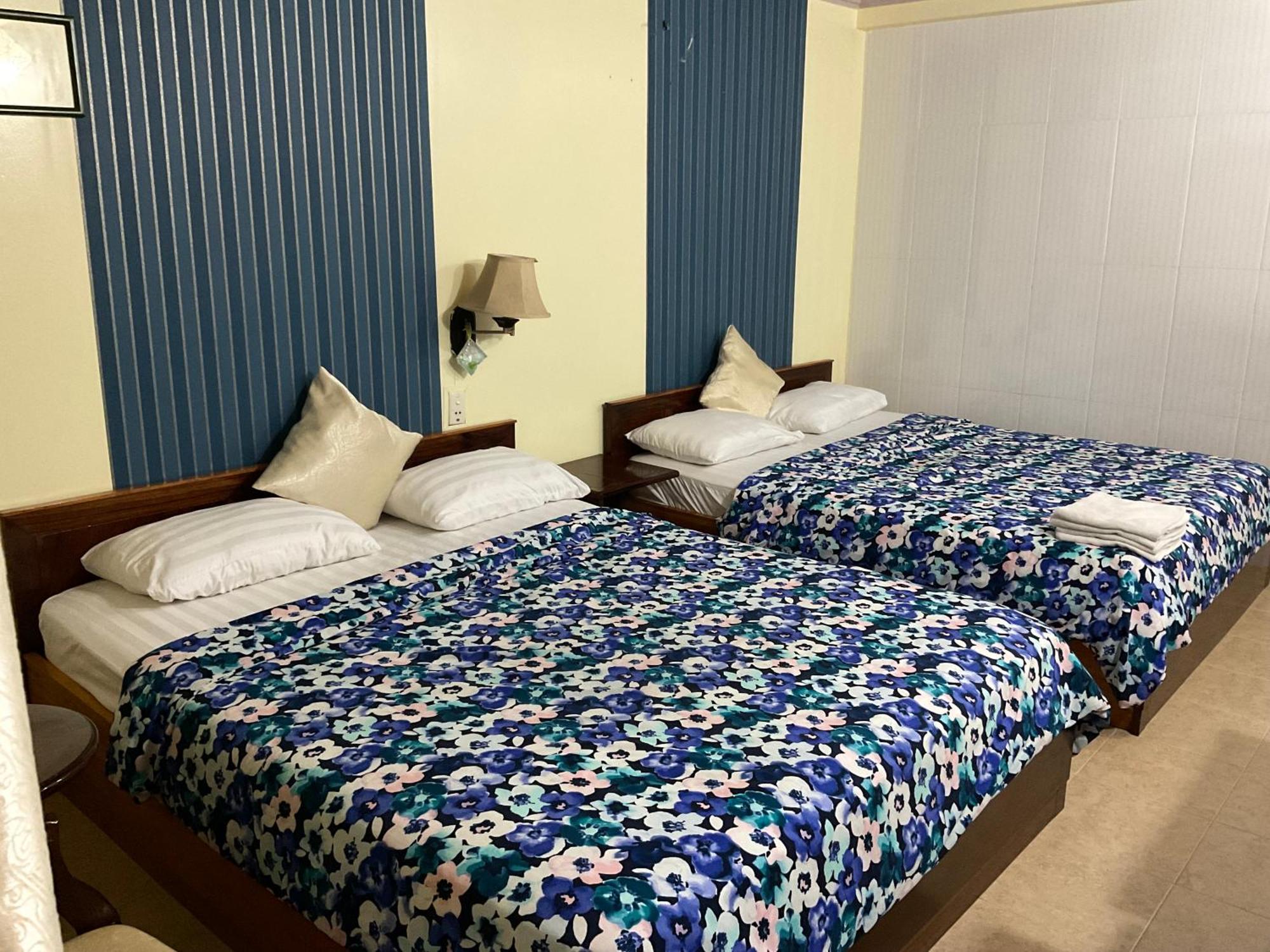 Hotel Khach San Minh Chau - Hoa Hung Thành Pho Ho Chí Minh Esterno foto