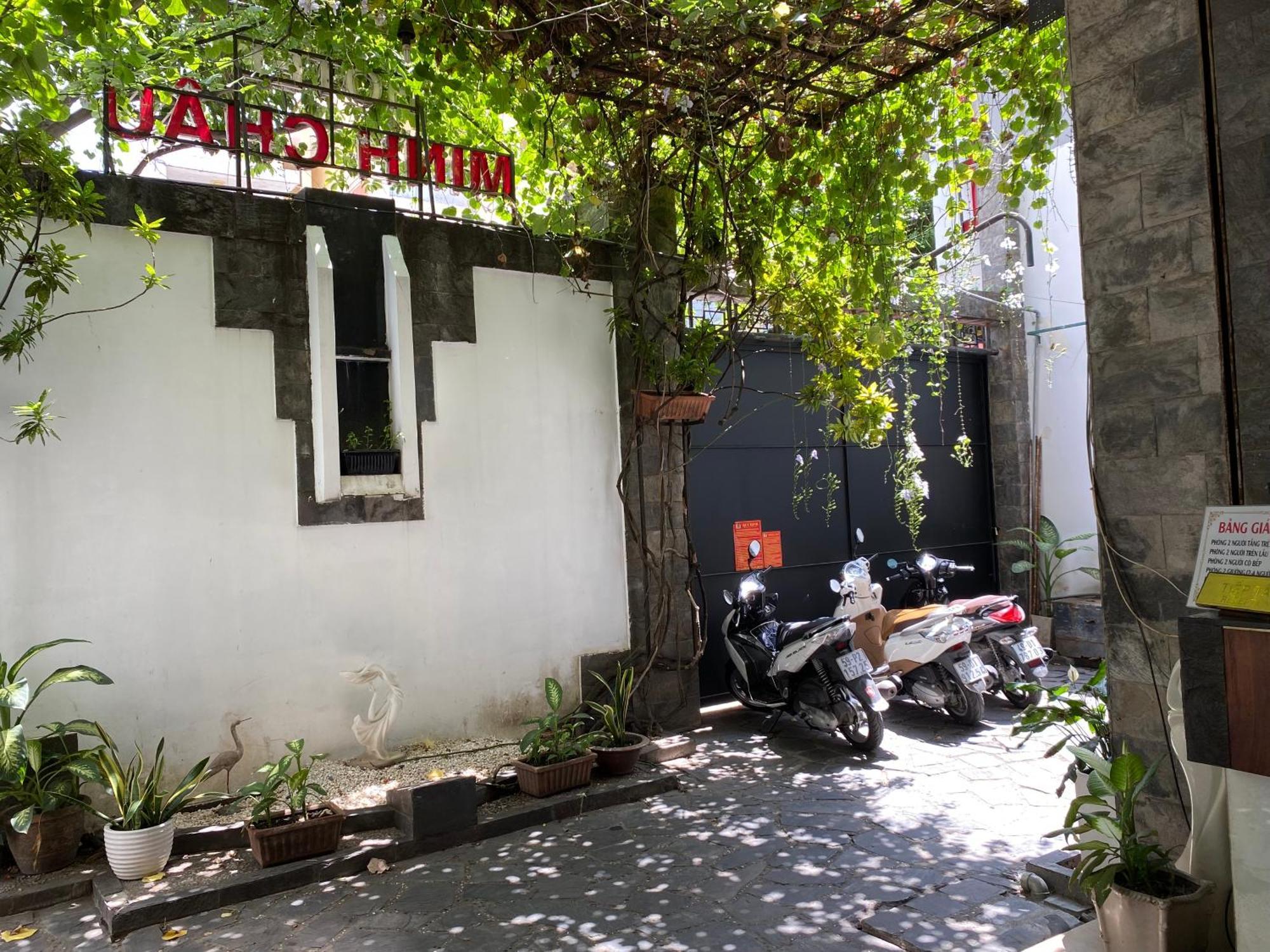 Hotel Khach San Minh Chau - Hoa Hung Thành Pho Ho Chí Minh Esterno foto